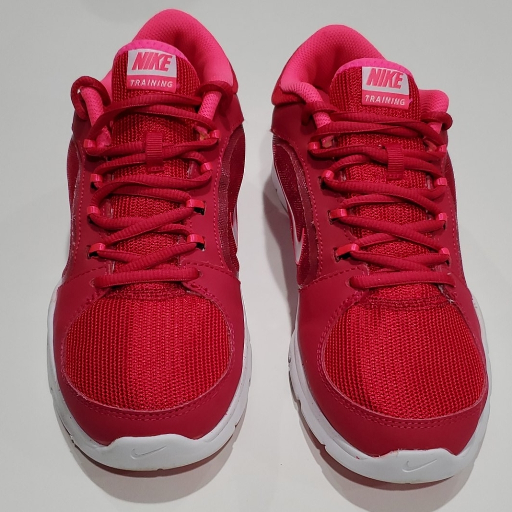 *SALE* NIKE Sneakers